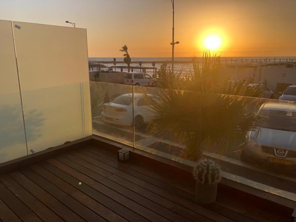 Beach Lux Apartment Haifa Eksteriør billede