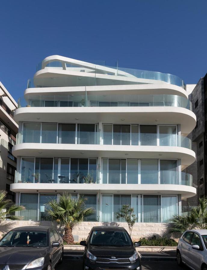 Beach Lux Apartment Haifa Eksteriør billede
